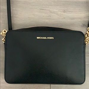 Michael Kors Jet Set Crossbody
